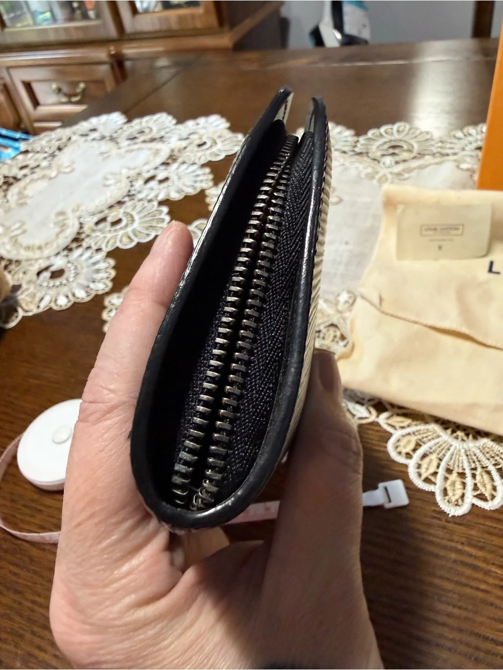 Louis Vuitton Black Epi Leather Compact Zip Wallet - Picture 9 of 9